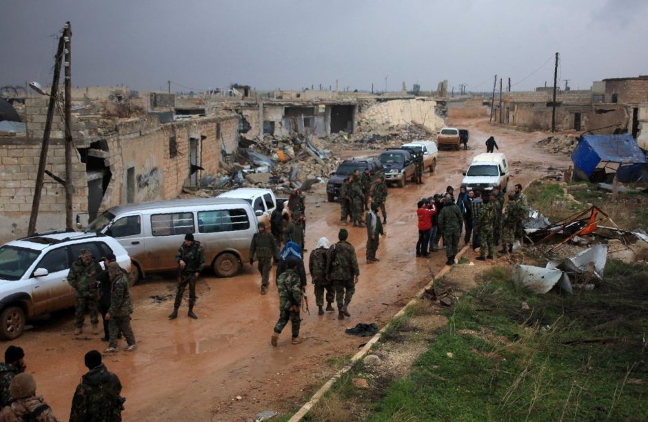 Sirijos režimo pajėgos stiprina pozicijas prie Turkijos sienos