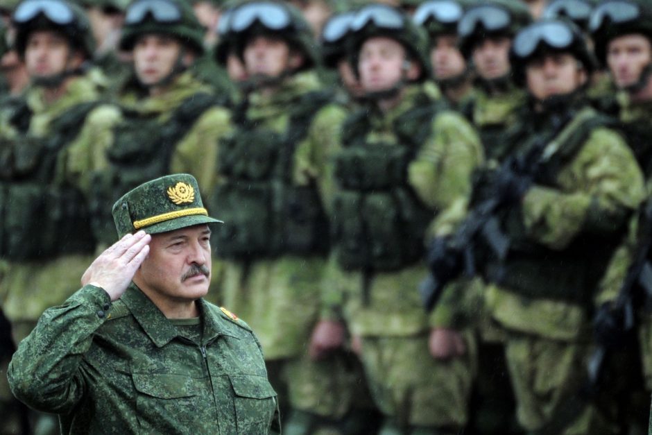 A. Lukašenka: visos pratybų „Zapad“ užduotys sėkmingai įvykdytos
