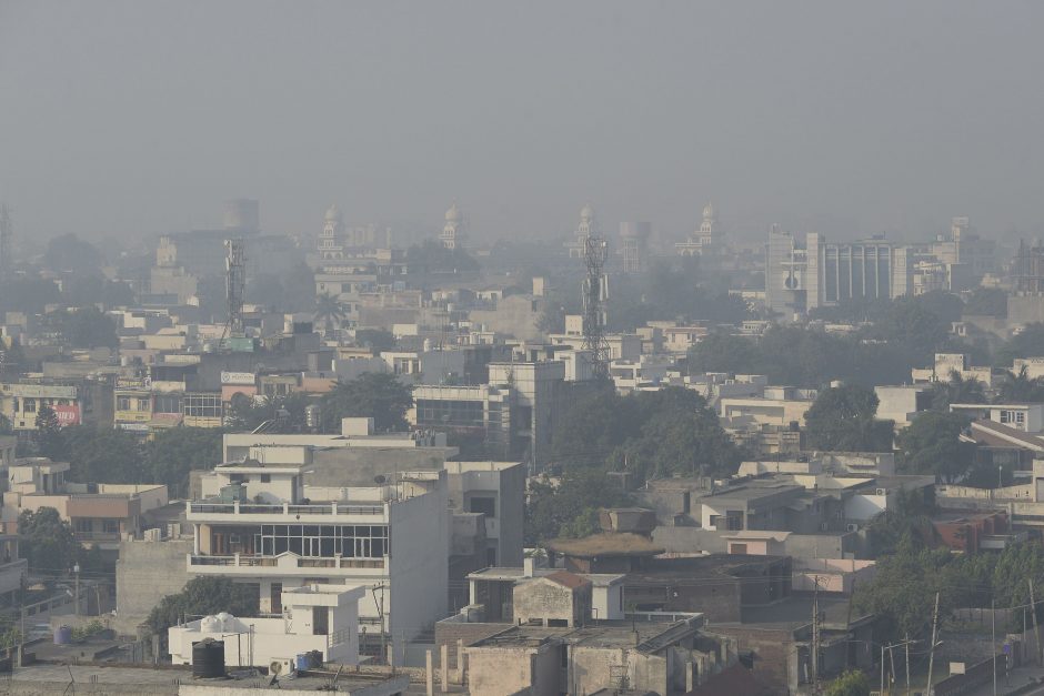 Vienas iš šešių žmonių pasaulyje miršta dėl oro užterštumo
