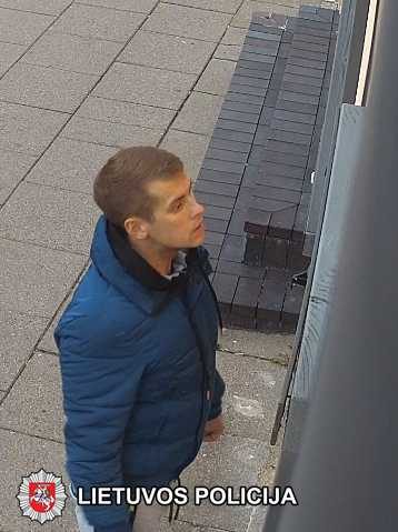 Kompiuterio vagyste Vilniuje įtariamas vyras atpažintas