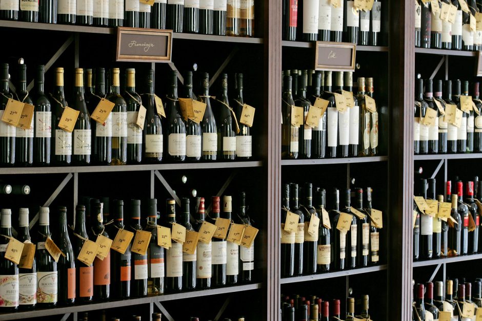 „Valstiečiai“ atsisako specializuotų alkoholio parduotuvių idėjos
