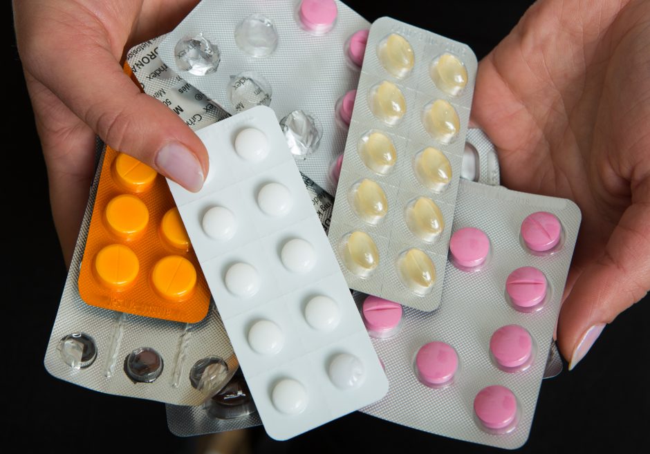 Kovą vaistinėse – receptinius vaistus perkančiųjų apgultis