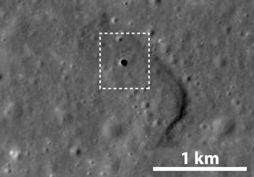 Mėnulyje atrastas didžiulis urvas, kuriame galėtų gyventi astronautai