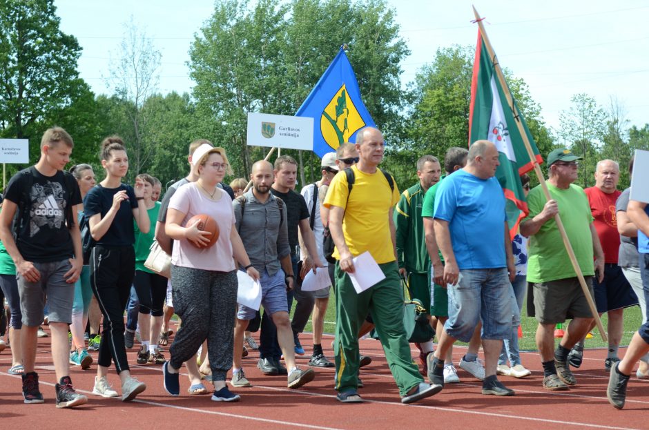 Seniūnijų sporto žaidynėse geriausiai pasirodė garliaviškiai