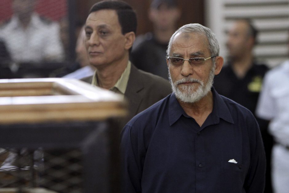 Egipto teismas skyrė Musulmonų brolijos lyderiui įkalinimo iki gyvos galvos bausmę