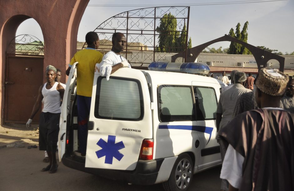 Nigerijoje sprogdinimo ir ginkluoto išpuolio mečetėje aukų skaičius padidėjo iki 120 