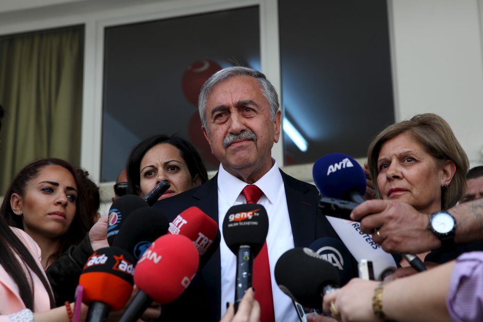Susitaikymo šauklys M. Akinci laimėjo Šiaurės Kipro prezidento rinkimus