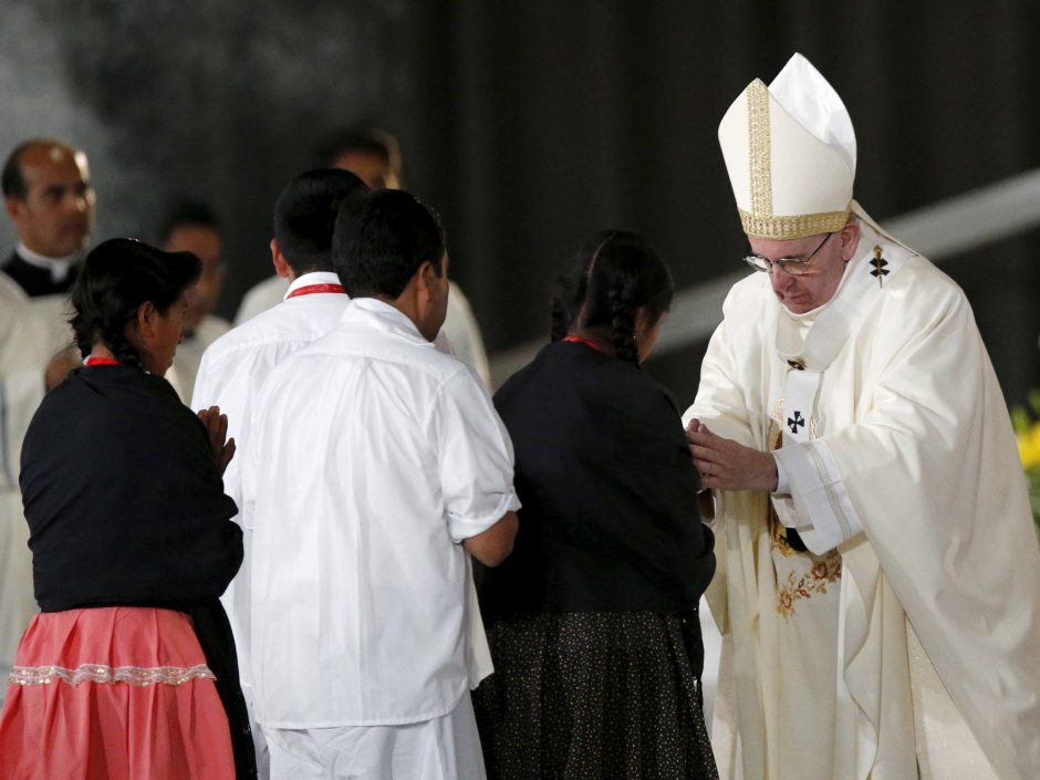 Popiežius ragina Meksikos vyskupus drąsiai kovoti su narkotikų prekyba