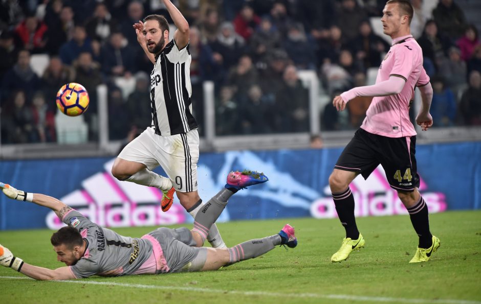 „Juventus“ užtikrintai žengia šeštojo iš eilės titulo link