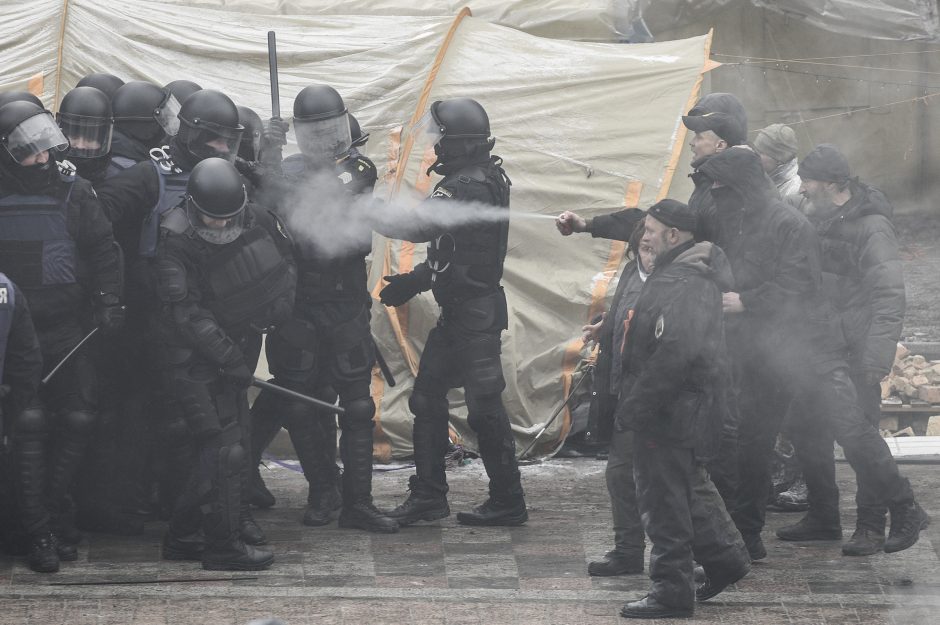 Riaušės prie Ukrainos parlamento