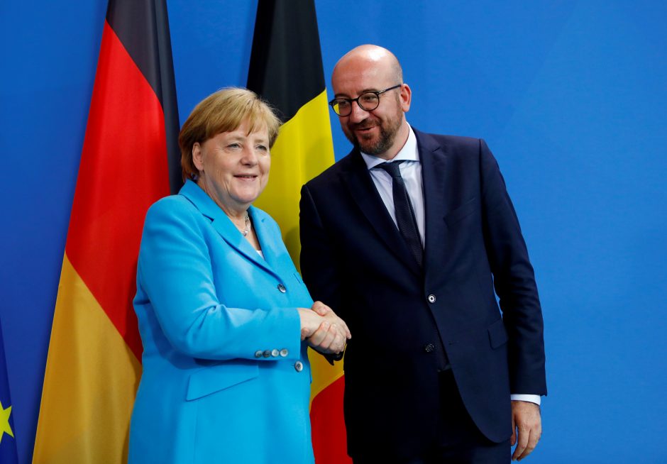 A. Merkel: migracijos politika – „lakmuso popierėlis“ Europos ateičiai