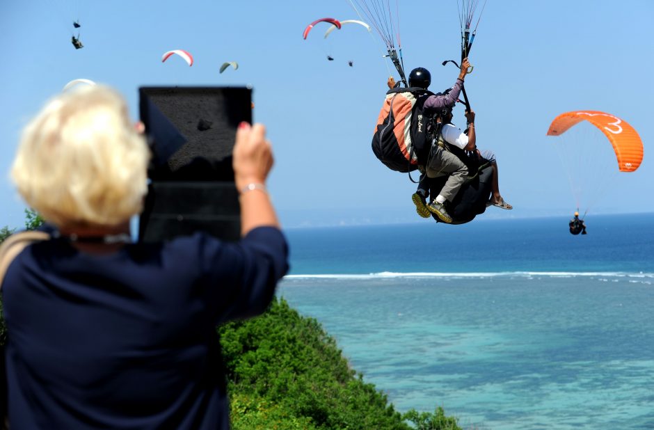 Parasparniai Balio danguje pasiekė naują pasaulio rekordą