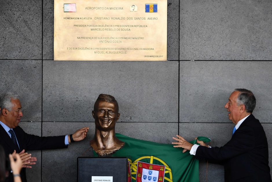 Madeiroje atidengta C. Ronaldo statula patiko ne visiems