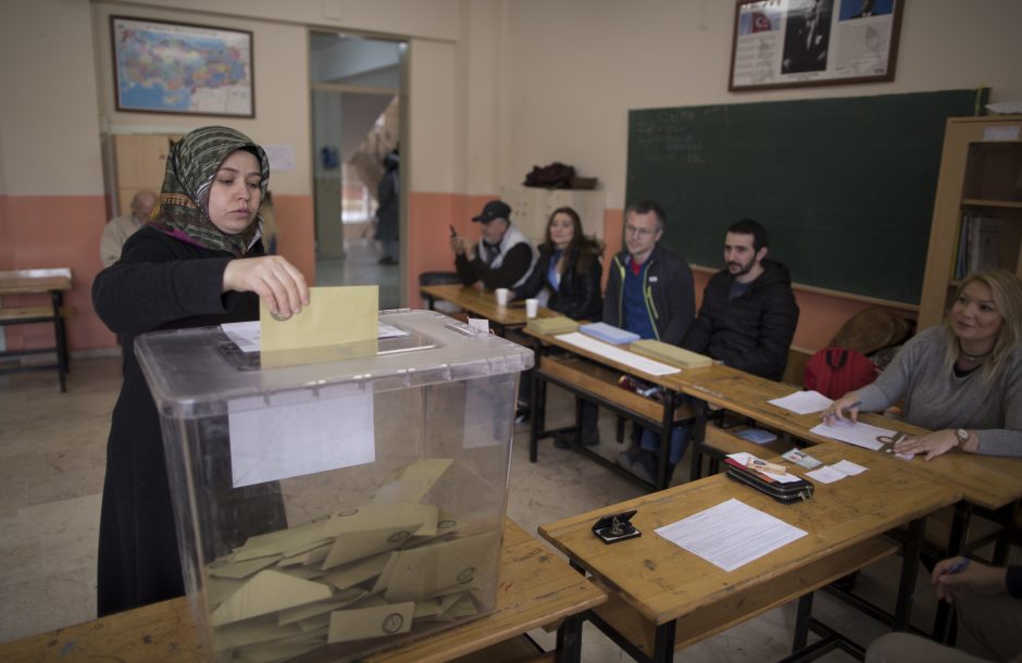 Turkijoje vyko savivaldos rinkimai