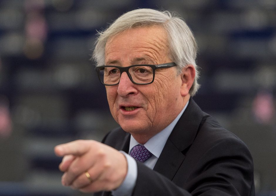 J.-C. Junckeris: po britų parlamento balsavimo kyla netvarkingo „Brexit“ rizika