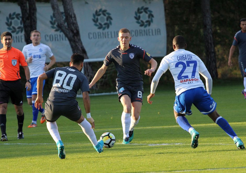 „Stumbro“ futbolininkai sužaidė lygiosiomis su Maskvos „Dinamo“