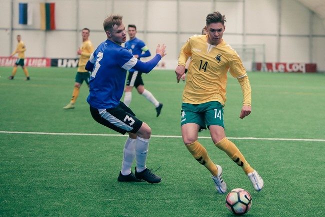 Lietuvos 19-mečiai futbolininkai antrą kartą nugalėjo estus