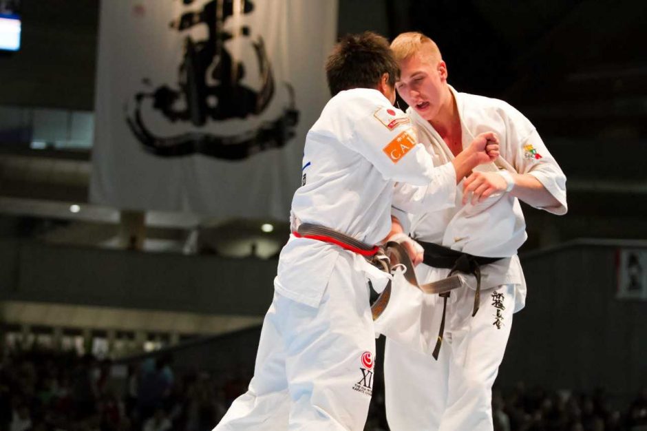 Lietuviai sėkmingai kovėsi įspūdingame pilno kontakto karatė čempionate Japonijoje