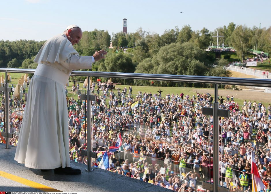 Krokuvoje popiežius lanko su lenkų šventaisiais susijusias vietas