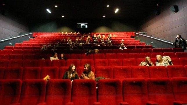 Sostinėje be elektros liko kino teatras ir dar 800 vartotojų