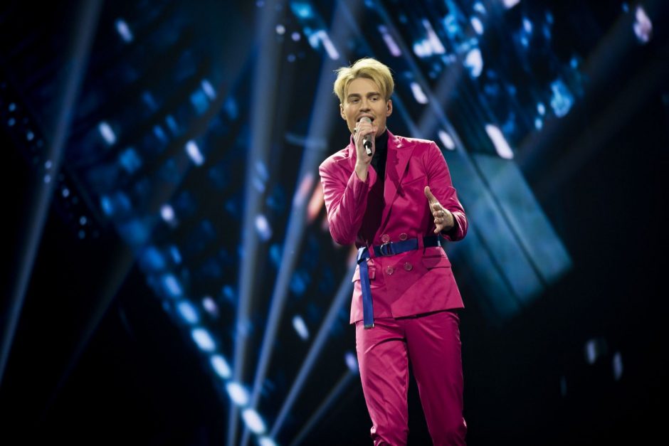 „Eurovizijos“ atrankoje B. Nicholson susipažino su savo laidos balsu 