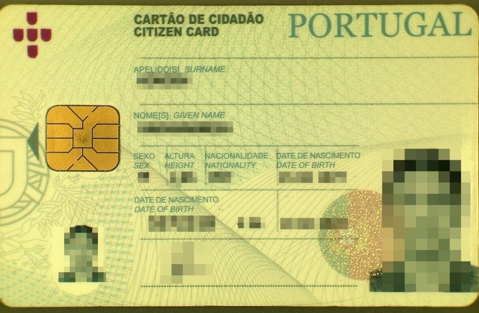 Pasieniečiai sulaikė suklastotas portugališkas korteles turėjusius keliautojus 