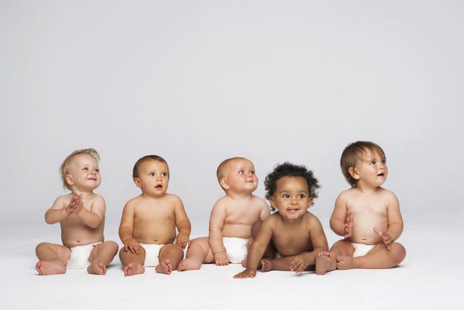 Šeimos politikos rebusai: kodėl išmokų didinimas neskatina gimstamumo
