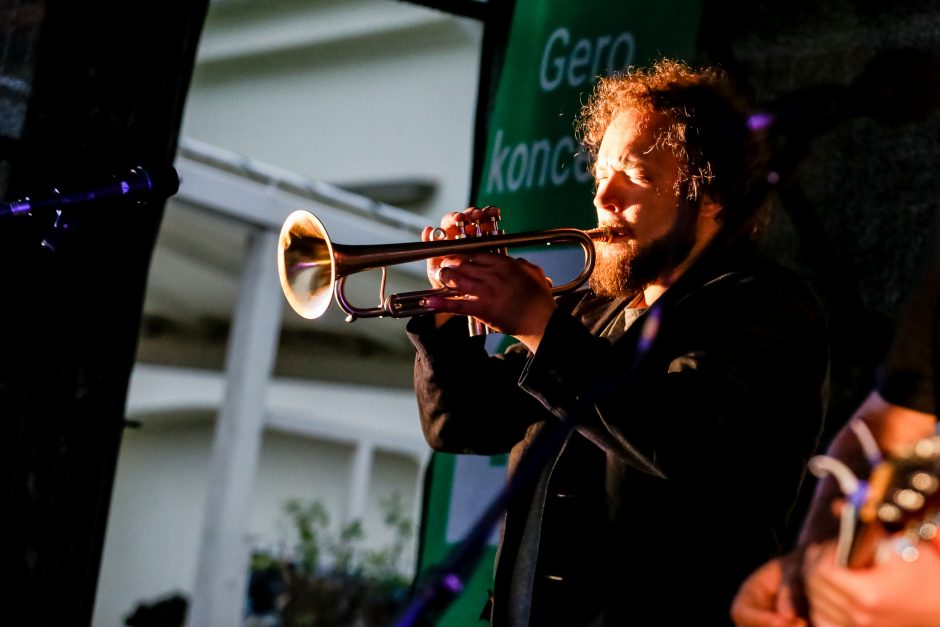 Lietingas oras neišgąsdino muzikos mylėtojų