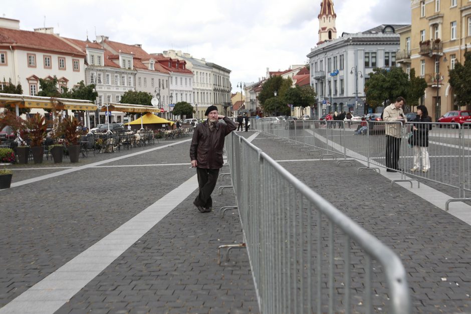 Į Lietuvą sugrįžusius Europos vicečempionus pasitiko minios gerbėjų ir šalies vadovai