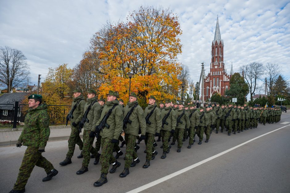 Tarnybą kariuomenėje pradeda dar 500 šauktinių