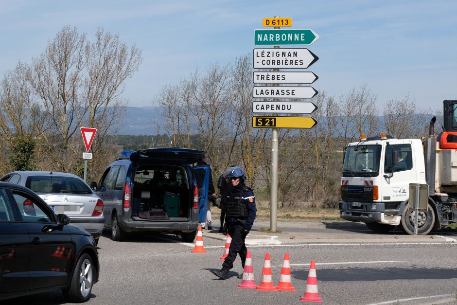 Pietų Prancūzijoje – šaudynės ir įkaitų drama, yra žuvusiųjų