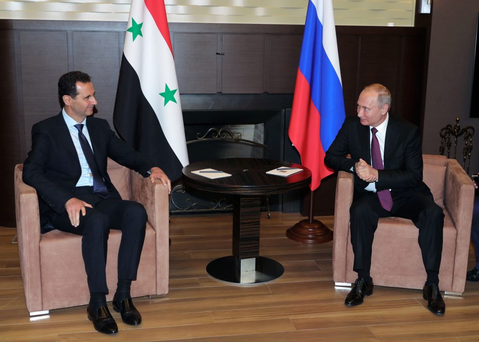 V. Putinas susitiko su B. al-Assadu ir paragino pradėti Sirijoje „politinį procesą“