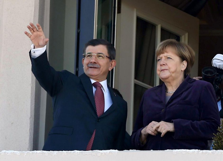 Vokietijos kanclerė tariasi su Turkija dėl migrantų