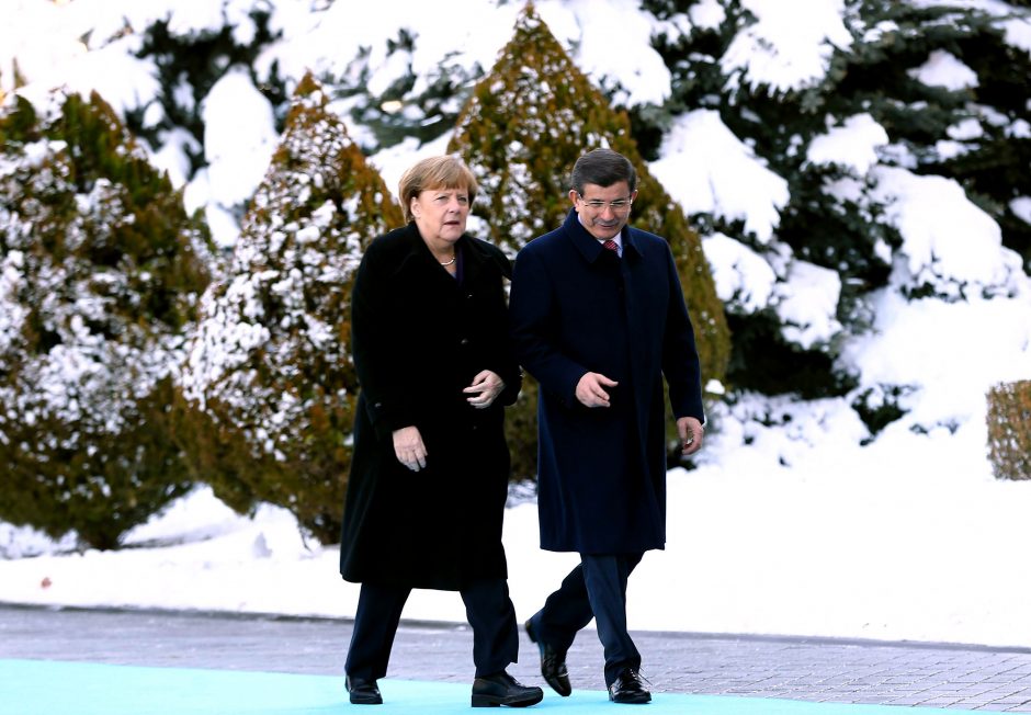 Vokietijos kanclerė tariasi su Turkija dėl migrantų