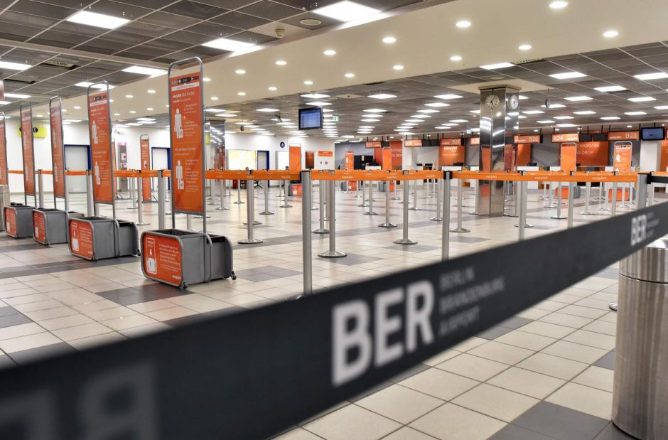 Streikai Berlyno oro uostuose: atšaukta beveik 90 proc. skrydžių