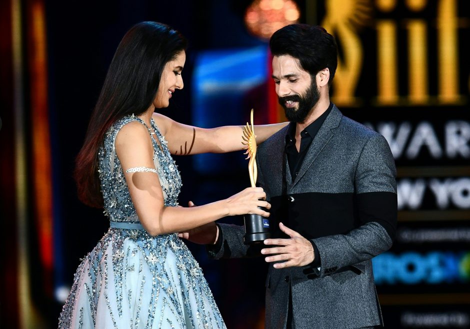 Per Indijos kino apdovanojimus žėrėjo ryškiausios Bolivudo žvaigždės 