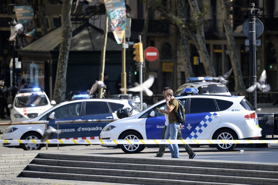 Ispanijos policija įvardijo tris nukautus užpuolikus