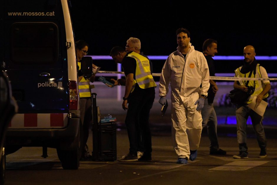 Ispanijos policija įvardijo tris nukautus užpuolikus