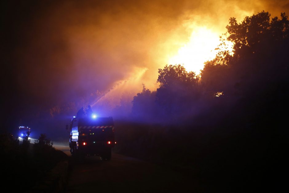 Korsikoje gaisrai sunaikino 2 tūkst. ha miško