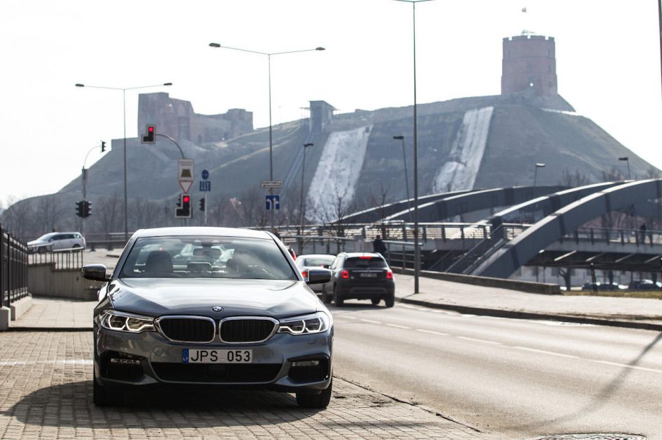 Lietuvoje – veržliojo ,,BMW 5“ premjera