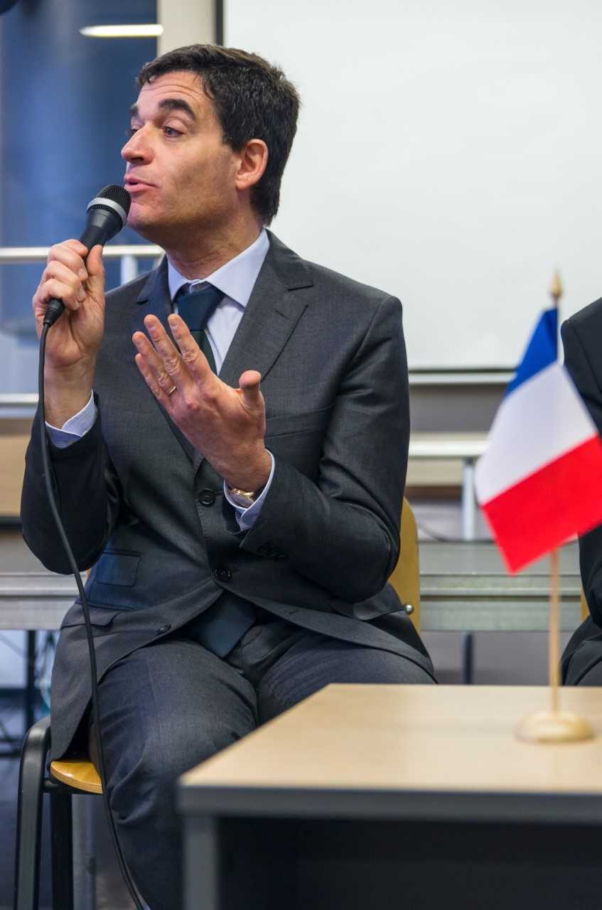 Ambasadoriaus pamoka gimnazistams – prancūziškai