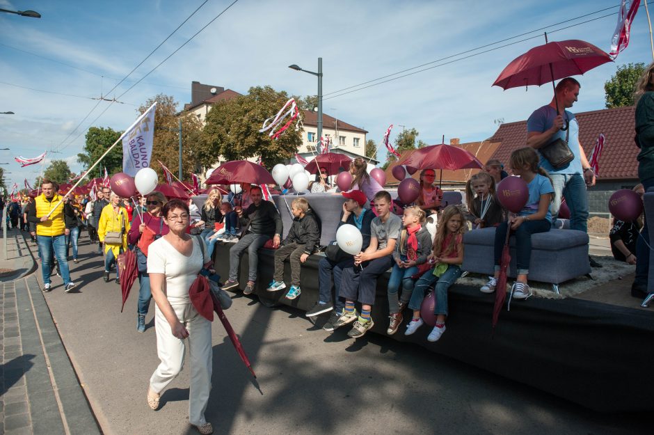 Šančių parade – nuo žaismingų kaukių iki protestuotojų