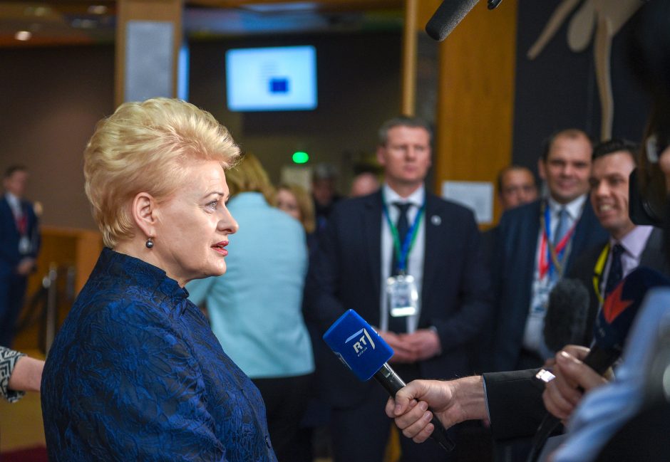 D. Grybauskaitė: JAV prekybos karas su ES – tik laikinai atidėtas