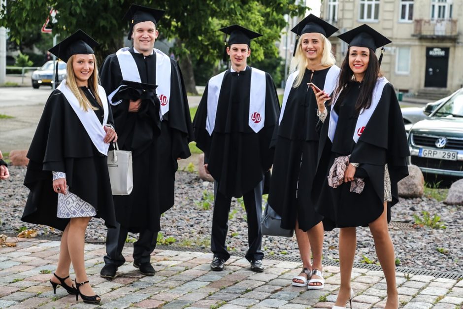 Tarp Lietuvos sporto universiteto absolventų – garsenybės