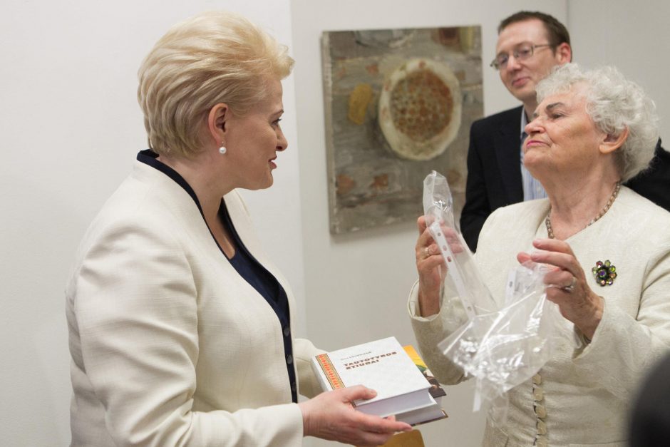 Lietuvos prezidente perrinkta D. Grybauskaitė: tai istorinė pergalė