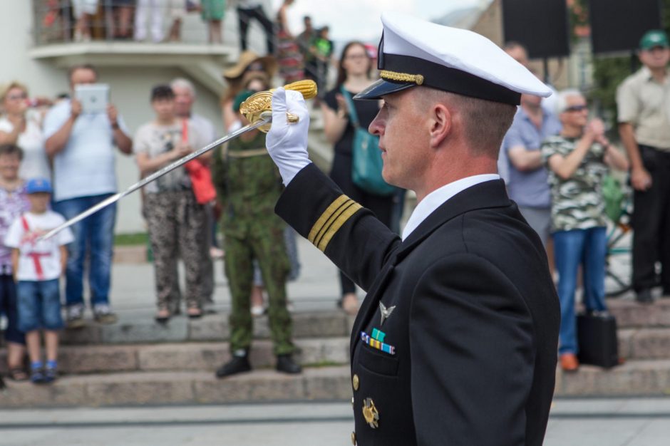 Prisiekė naujas Lietuvos kariuomenės vadas