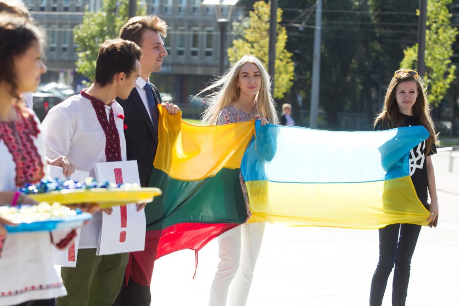 Ukrainiečių studentai dėkojo Lietuvos žmonėms už palaikymą