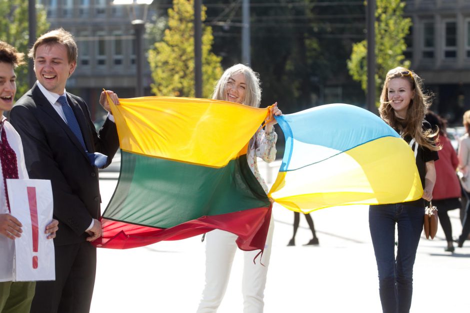 Ukrainiečių studentai dėkojo Lietuvai už palaikymą
