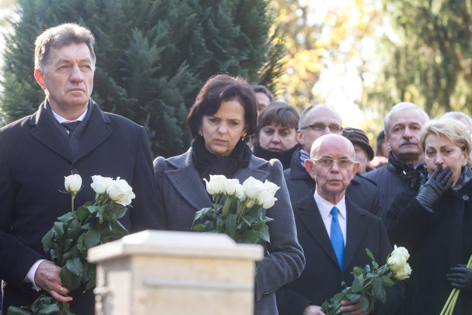 Sveikatos ministro J. Poželos laidotuvės