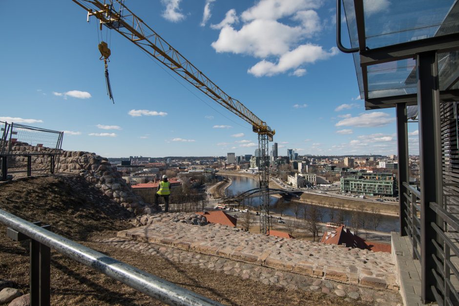 Gedimino kalno būklė po žiemos išlieka kritinė